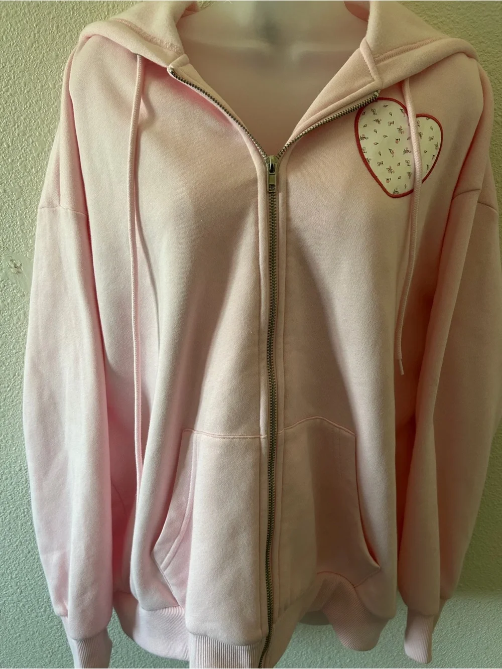 Women’s Pink Heart Zip-Up Hooded Jacket
